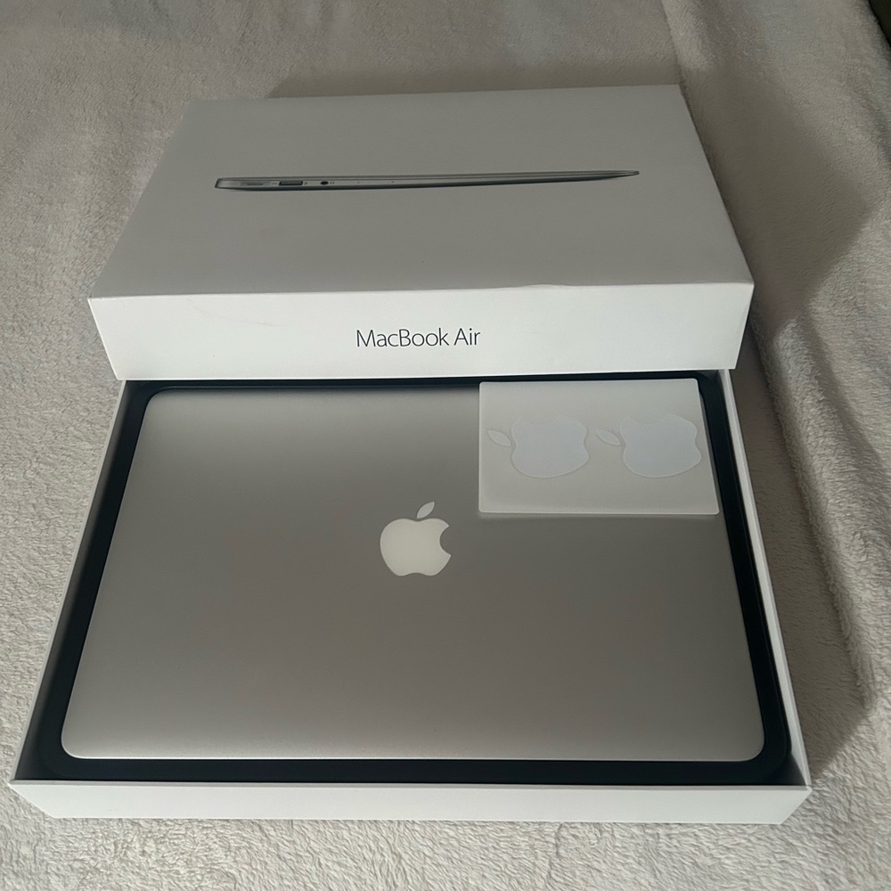 Apple MacBook Air Silver